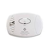 First Alert Carbon Monoxide Detector, Plug-In Alarm with Battery Backup, CO605, White, 1-Pack
