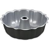 Cuisinart Chef's Classic Nonstick Bakeware 9-1/2-Inch Fluted Cake Pan,Silver