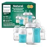 Philips Avent Natural Newborn Glass Gift Set, Baby Bottles with Natural Response Nipples, 3X 4oz (Slow Flow, Flow 2) and 2X 8oz (Medium Flow, Flow 3), 2X Silicone Sleeves, SCD858/01